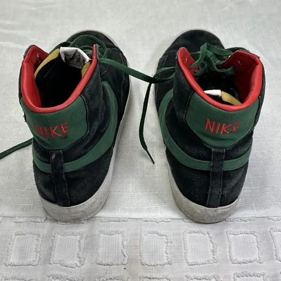 Size 15 Nike Suede Like Black  Green Swoosh Red Trim Tongues Foam Shows  Derby
