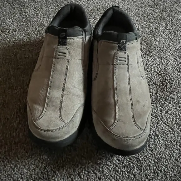SKECHERS‎ Shoes Slip On Beige Relaxed Suede Leather Memory Foam Size 11.5