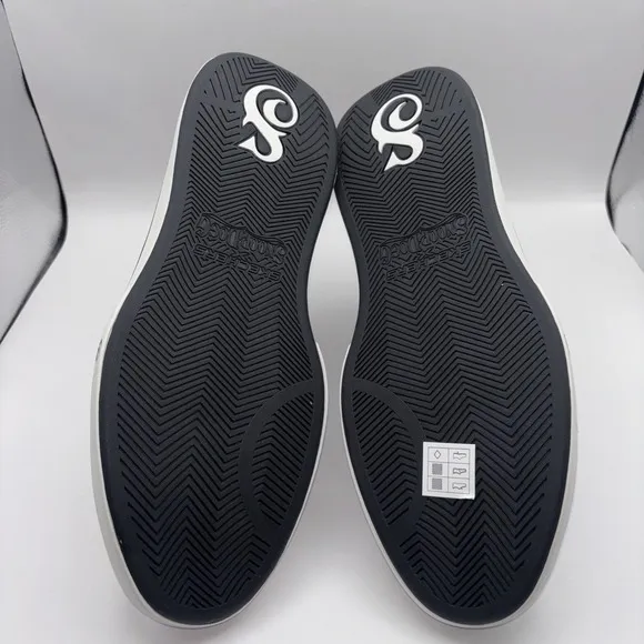 Skechers Snoop Dogg Snoop One Doggy Bonez 251043 Mens Black Sneakers - Sz 9.5