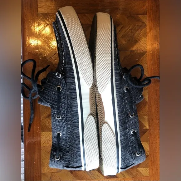 Sperry halyard 2 men’s blue boat shoes  8.5