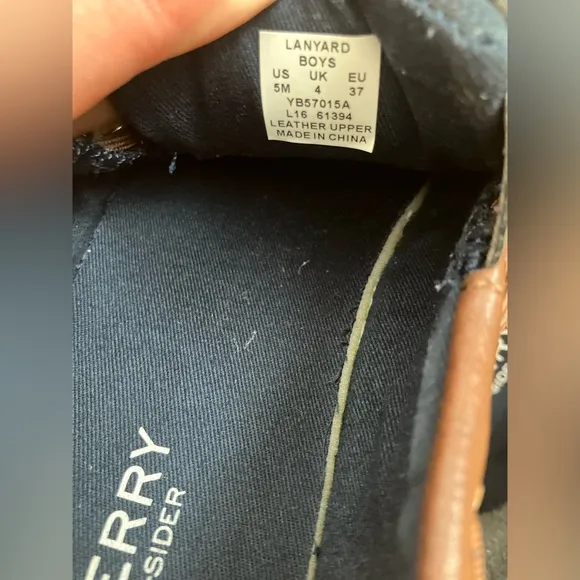 Sperry Lanyard Boat Shoes Boys Brown and Blue Size 5M