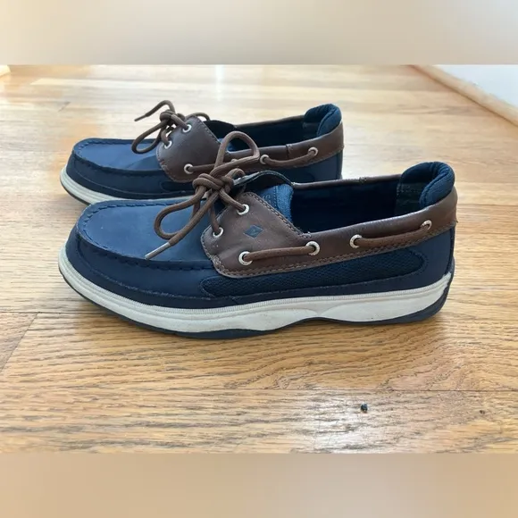 Sperry Lanyard Boat Shoes Boys Brown and Blue Size 5M