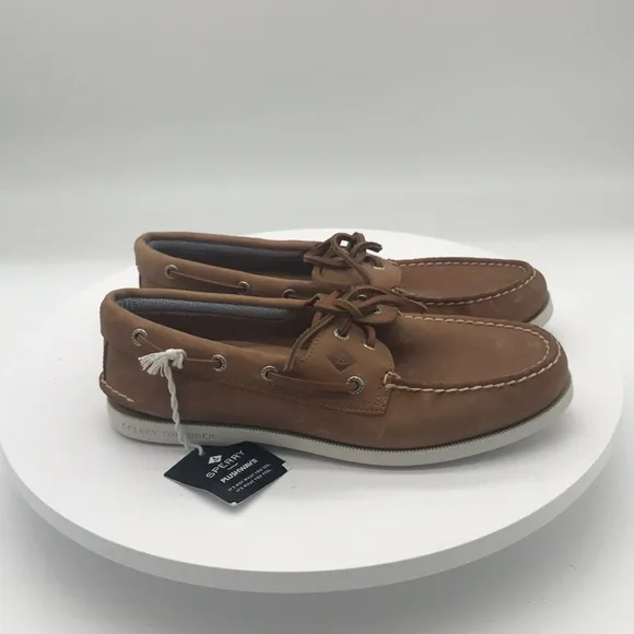 Sperry mens boat  shoes size 9 US