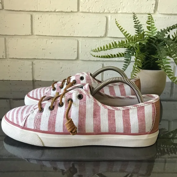Sperry Red/White Striped Seacoast Boat Shoes Women's Size 8