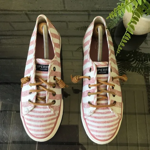 Sperry Red/White Striped Seacoast Boat Shoes Women's Size 8