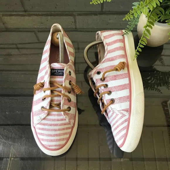 Sperry Red/White Striped Seacoast Boat Shoes Women's Size 8