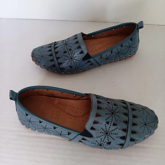 Spring Step Loafer Slip On Flats Shoes Fusaro Blue Leather Size 7.5-8 EU 38