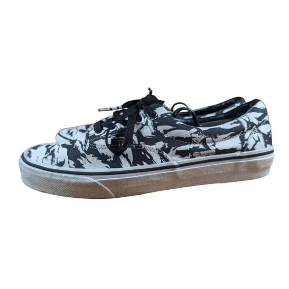 Star Wars Vans Authentic Stormtrooper Canvas Shoes Size 9 Black &amp; White