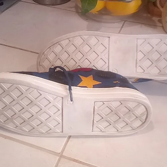 Stella McCartney • Lace Up Sneakers Canvas Hearts And Stars Size 37