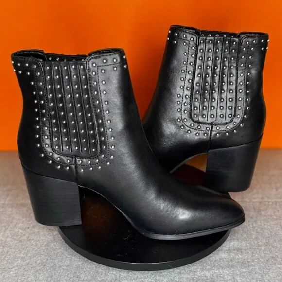 Steve Madden Jaclyn Stud  Heel Bootie Black Leather Size 8 EU 38.5 WITH BOX