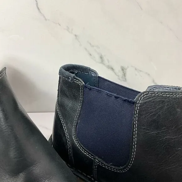 STEVE MADDEN Navy Blue Leather Ankle Boot