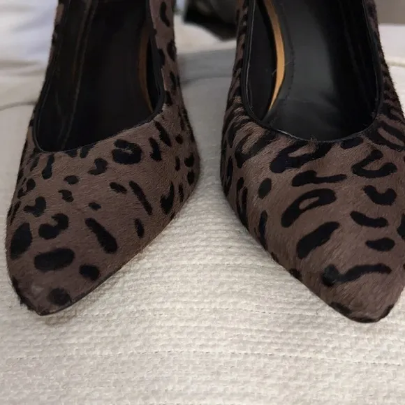 Stuart Weitzman animal Print leather pumps women’s shoes Sz 8.5 M