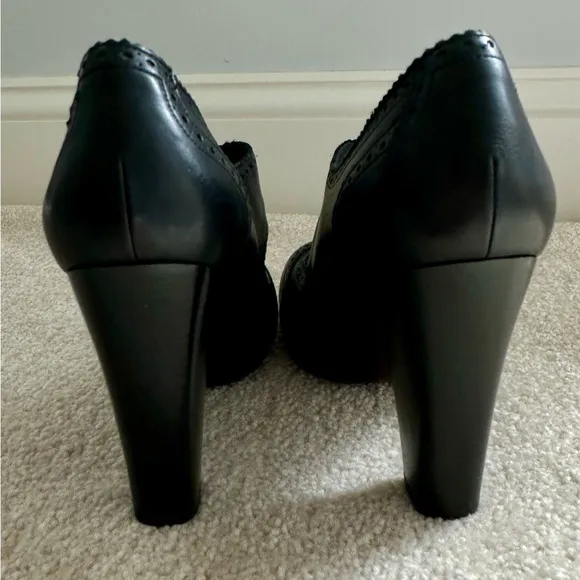 Stuart Weitzman Black Leather Heels Mary Jane Brogue - Size: 8.5