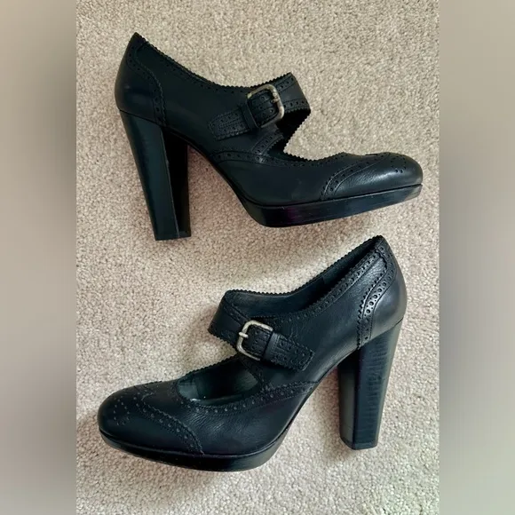 Stuart Weitzman Black Leather Heels Mary Jane Brogue - Size: 8.5