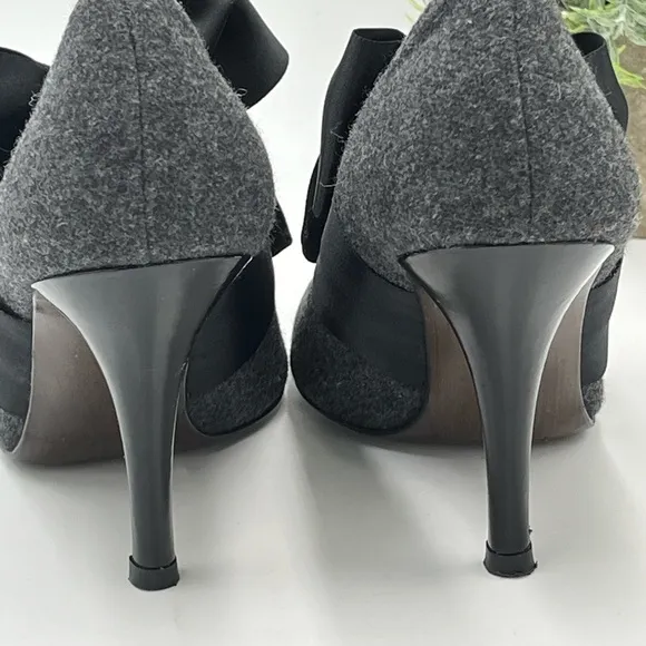 Stuart Weitzman ‘Bouffant' Gray Flannel Satin Bow High Heeled Bootie Sz 7 est