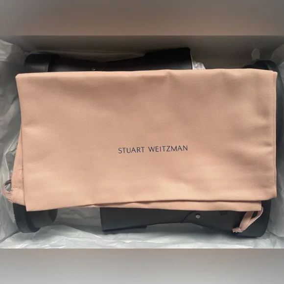 STUART WEITZMAN MAVERICK PULL-ON BOOTIE
