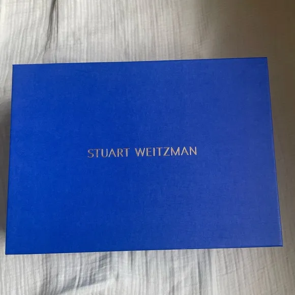 STUART WEITZMAN MAVERICK PULL-ON BOOTIE