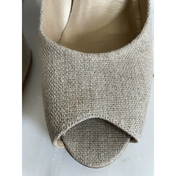 Stuart Weitzman Women’s Beige Peep Toe Canvas Wood Wedge Heels Size 11 EUC