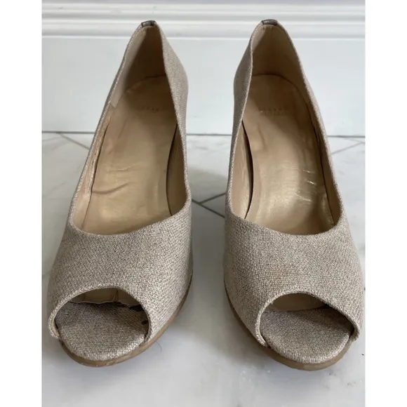 Stuart Weitzman Women’s Beige Peep Toe Canvas Wood Wedge Heels Size 11 EUC