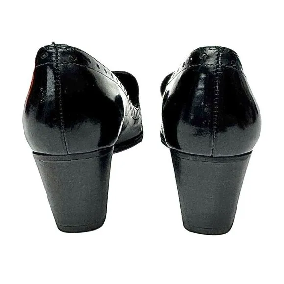 Stuart Weitzman Women’s Wing Tassel Loafer Size 5 M Made In Spain EUC