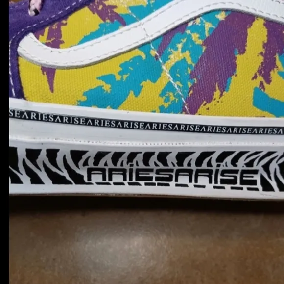 Super RARE Like New Vans Vault x ARIES SK8 Mid LX 'Weed Bright' Sz.11½