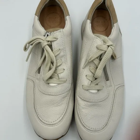 Super Soft Paul Green Ivory Leather Hero Sneakers size 7.5 Side Zip New