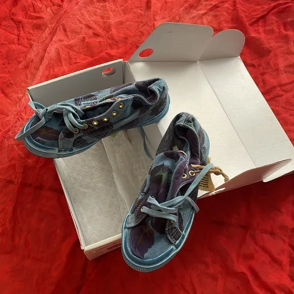 Superga little girl sneakers blue purple floral shoes keds size USA 2