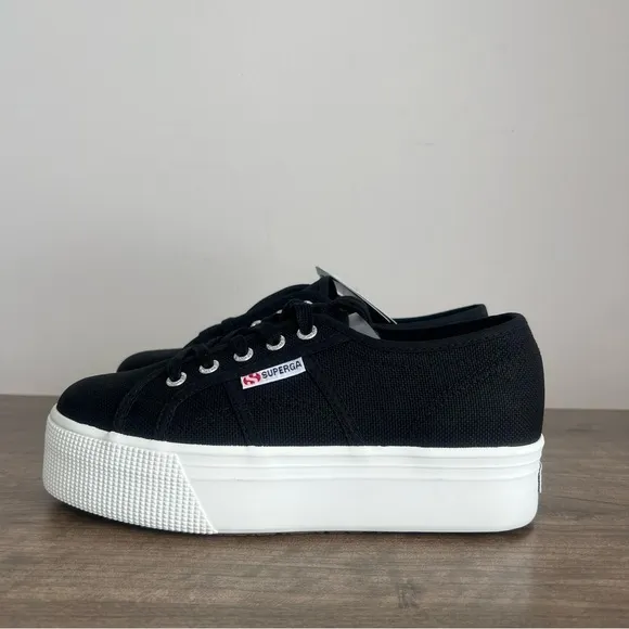Superga Women's Canvas Platform Black Sneaker Size 6.5       SKU#24136
