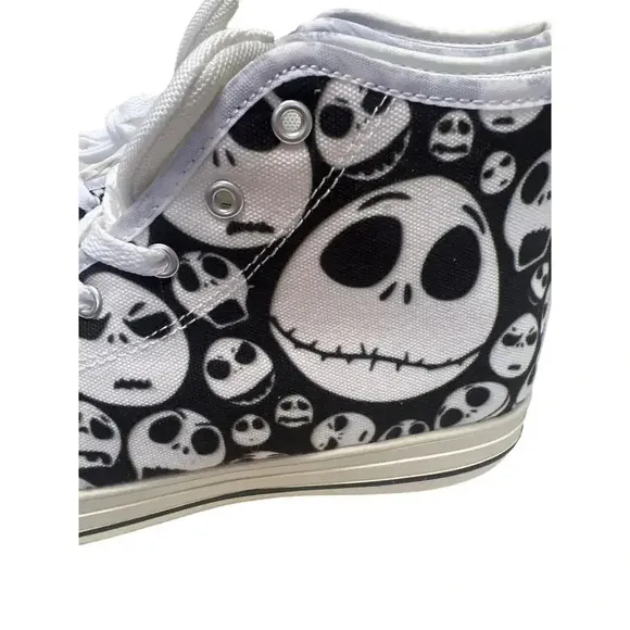 The Nightmare Before Christmas Canvas Shoes NWT Tim Burton Printed High Top S 10