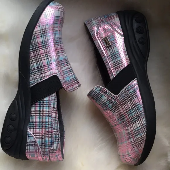 THERAFIT WOMEN LEATHER SHOES SIZE 7.5