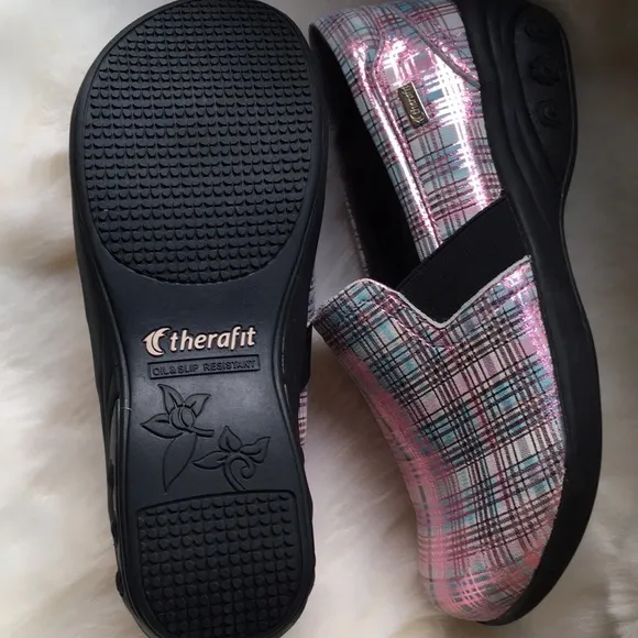 THERAFIT WOMEN LEATHER SHOES SIZE 7.5