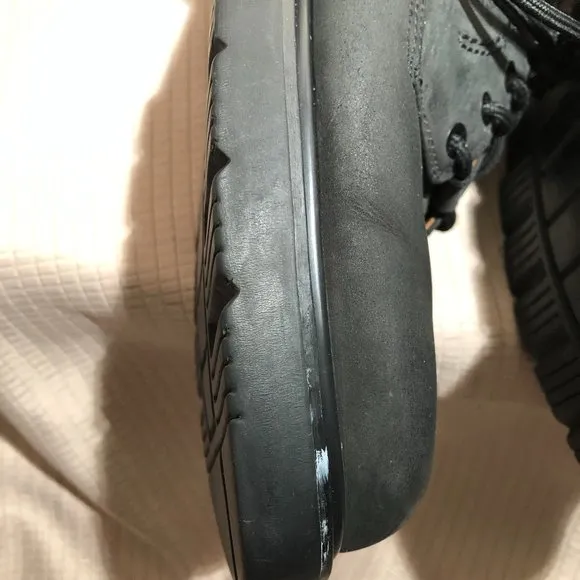 Timberland men lace up black nubuck leather shoes, 10.5