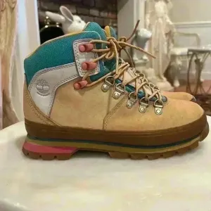 Timberland tims multicolored women’s shoes sz 7 pink purple tan rare!