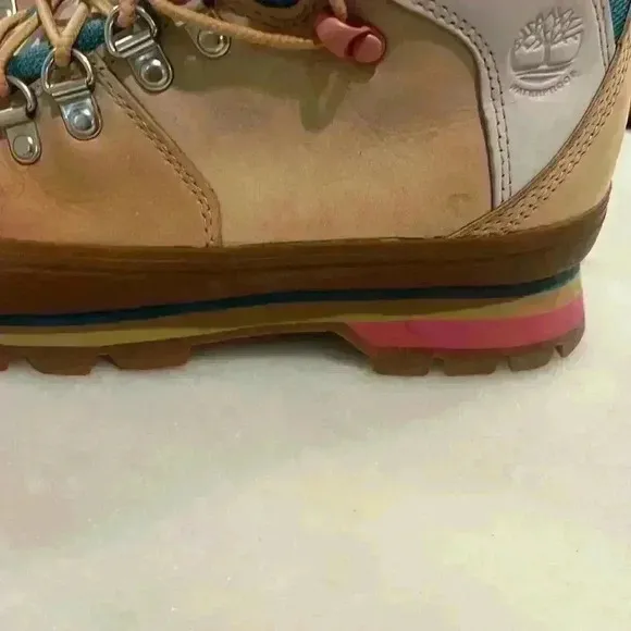 Timberland tims multicolored women’s shoes sz 7 pink purple tan rare!