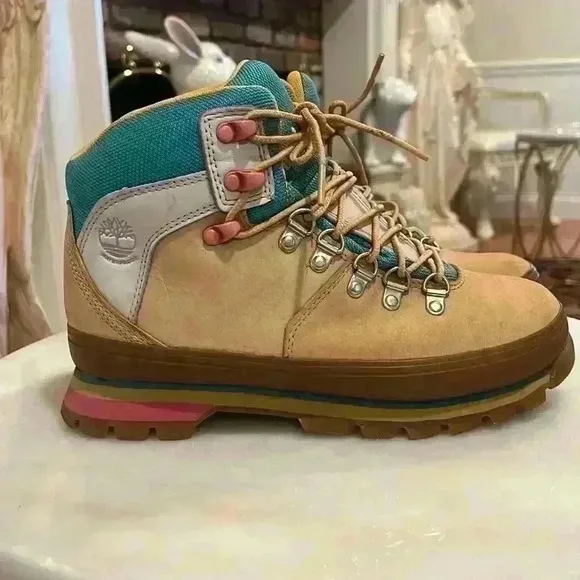 Timberland tims multicolored women’s shoes sz 7 pink purple tan rare!