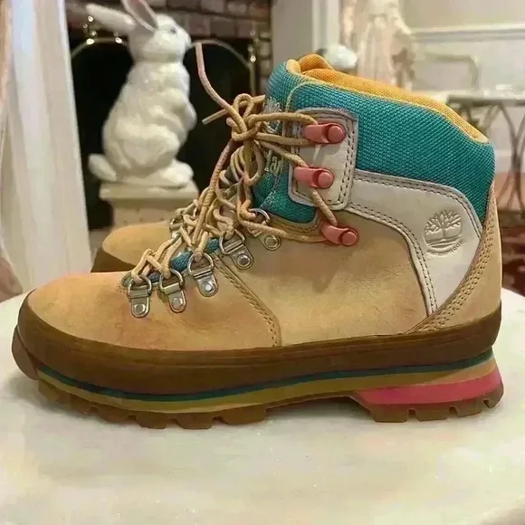 Timberland tims multicolored women’s shoes sz 7 pink purple tan rare!