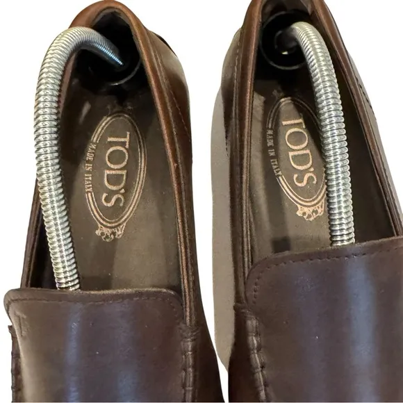 Tods Gommino Driving Shoes Brown Leather Sz 8 Loafers Slip On Luxury Italy