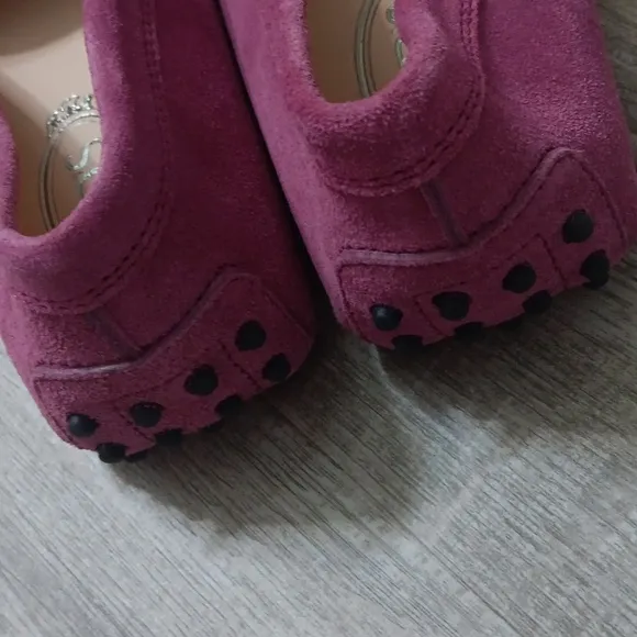 TOD'S new!!..SUEDE GOMMINI PENNY LOAFER..SIZE 39.5