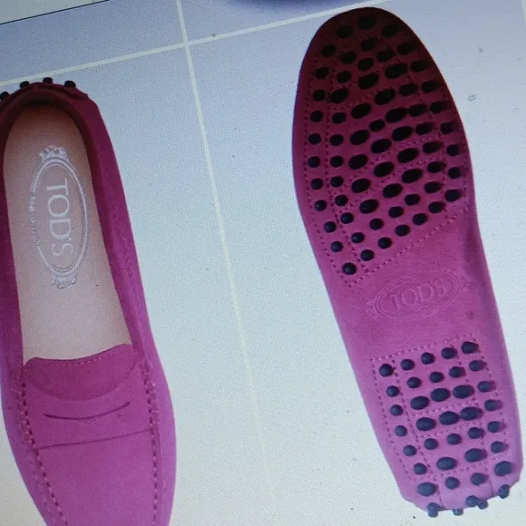 TOD'S new!!..SUEDE GOMMINI PENNY LOAFER..SIZE 39.5