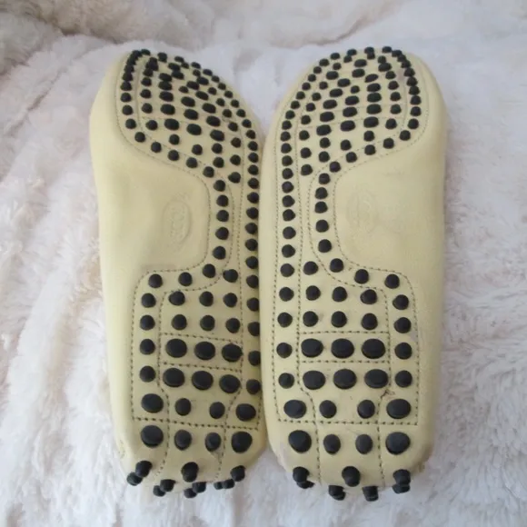 Tod's Pale Yellow Leather Diving Shoes, Great Condition,Size 9