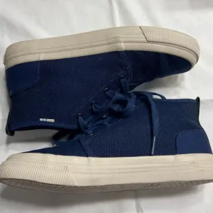 Toms Canvas Shoes
