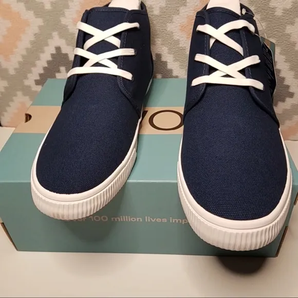 TOMS Carlo Mid-Top Canvas Sneaker