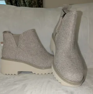 Toms Women's Light Tan Maude Booties Size 9