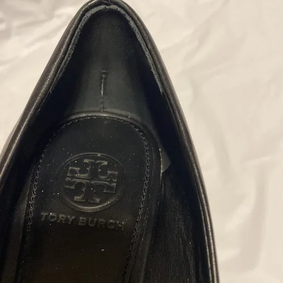 TORY BURCH BLACK GOLD WEDGES SHOES SIZE 6M HAVE SOME WEAR ON
