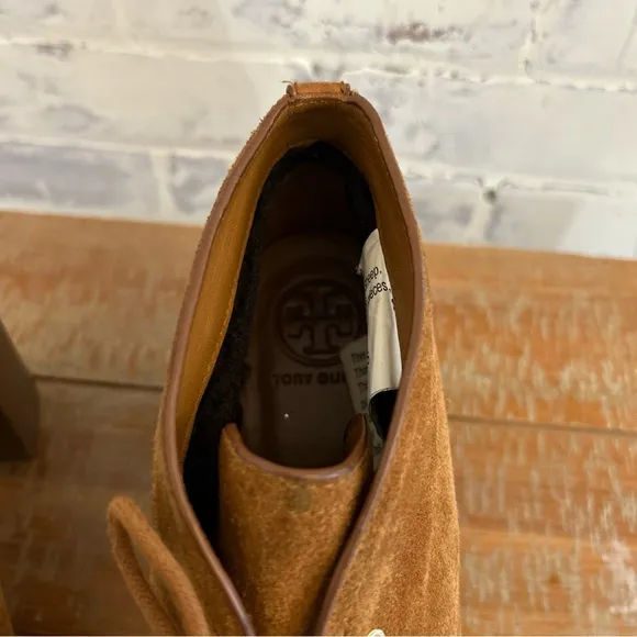 TORY BURCH Hilary Tan Suede Sheep Fur Lining Lace Up Heel Bootie Boot 9.5