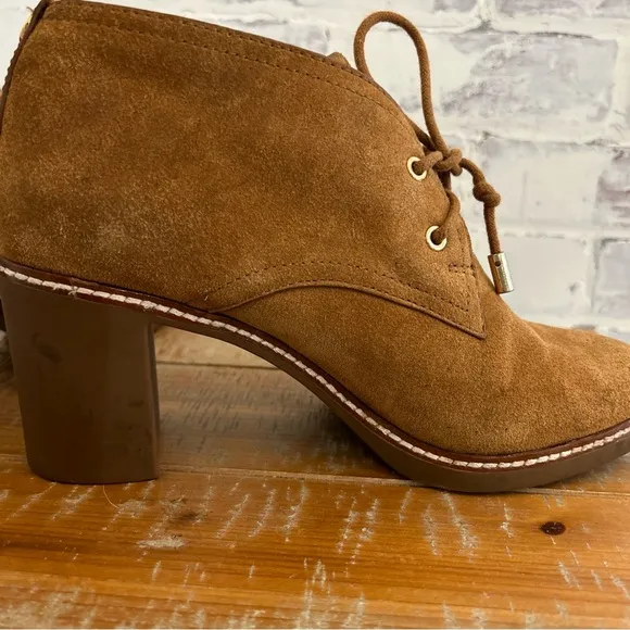 TORY BURCH Hilary Tan Suede Sheep Fur Lining Lace Up Heel Bootie Boot 9.5