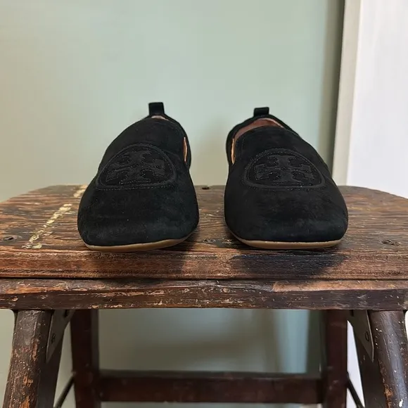 Tory Burch Leigh 15MM Perfect Black Elastic Loafer - Silk Suede