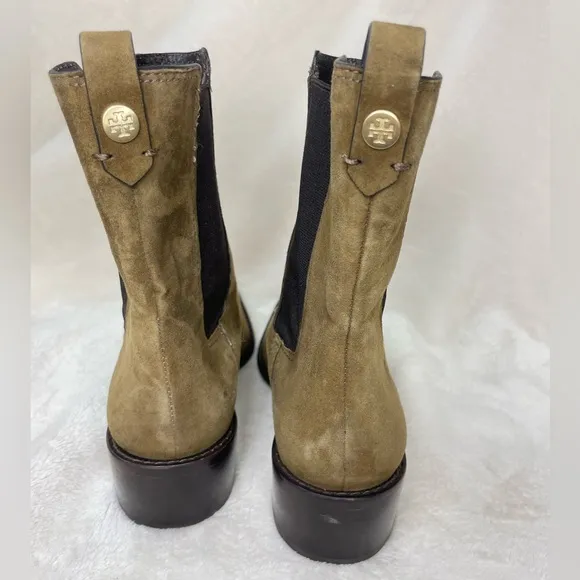 TORY BURCH MEDALLION CHELSEA ANKLE‎ BOOTSUEDE RIVER ROCK 5.5M, B 238