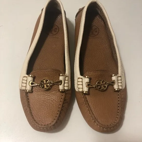 Tory Burch soft and comfy slippers 🥿