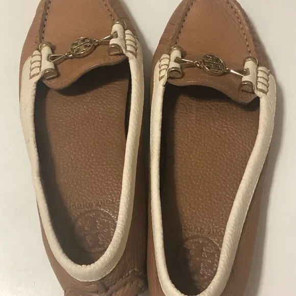 Tory Burch soft and comfy slippers 🥿